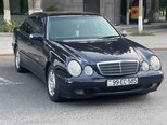 Mercedes E 270-19