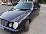 Mercedes E 270-3