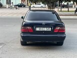 Mercedes E 270-16
