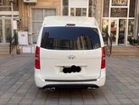 Hyundai H-1-2