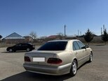 Mercedes E 220-7