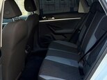 Volkswagen Passat-20