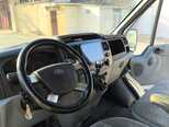 Ford Transit-9