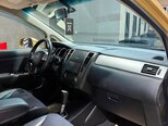 Nissan Tiida-12