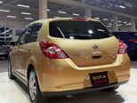 Nissan Tiida-8
