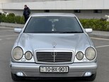 Mercedes E 200-1