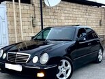 Mercedes E 240-1