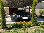 Mercedes E 240-6