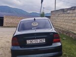 Opel Vectra-3