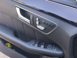 Mercedes E 220-10