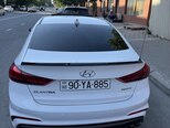 Hyundai Elantra-4