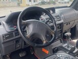 Mitsubishi Pajero-9