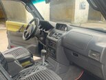 Mitsubishi Pajero-8
