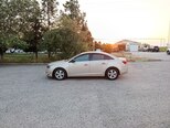Chevrolet Cruze-12