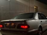 Mercedes E 320-6