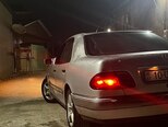 Mercedes E 320-3