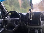 Mitsubishi Pajero-8