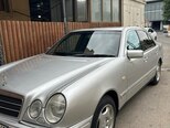 Mercedes E 230-2