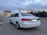 Hyundai Sonata-5