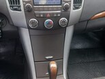 Hyundai Sonata-16