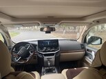 Toyota Land Cruiser-9