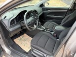 Hyundai Elantra-15