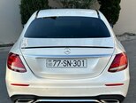 Mercedes E 300 4MATIC-5