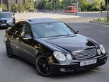 Mercedes E 240-4