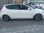Hyundai i30-8