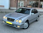 Mercedes E 270-1