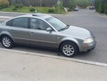 Volkswagen Passat-5