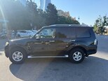 Mitsubishi Pajero-4