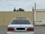Mercedes E 230-7
