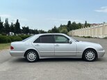 Mercedes E 230-8