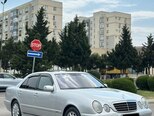 Mercedes E 230-3