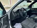 Mercedes E 230-12