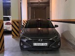 Hyundai Elantra-1