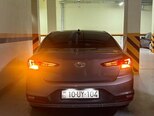 Hyundai Elantra-3