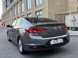Hyundai Elantra-5