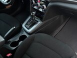 Hyundai Elantra-12