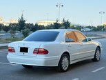 Mercedes E 240-14