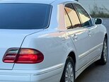 Mercedes E 240-16