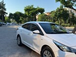 Hyundai Accent-4