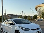 Hyundai Elantra-1