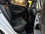 Hyundai Elantra-16