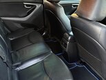 Hyundai Elantra-17