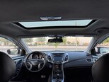 Hyundai Elantra-21