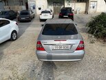 Mercedes E 280-4