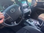Toyota Land Cruiser-9