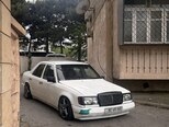 Mercedes 200 D-9